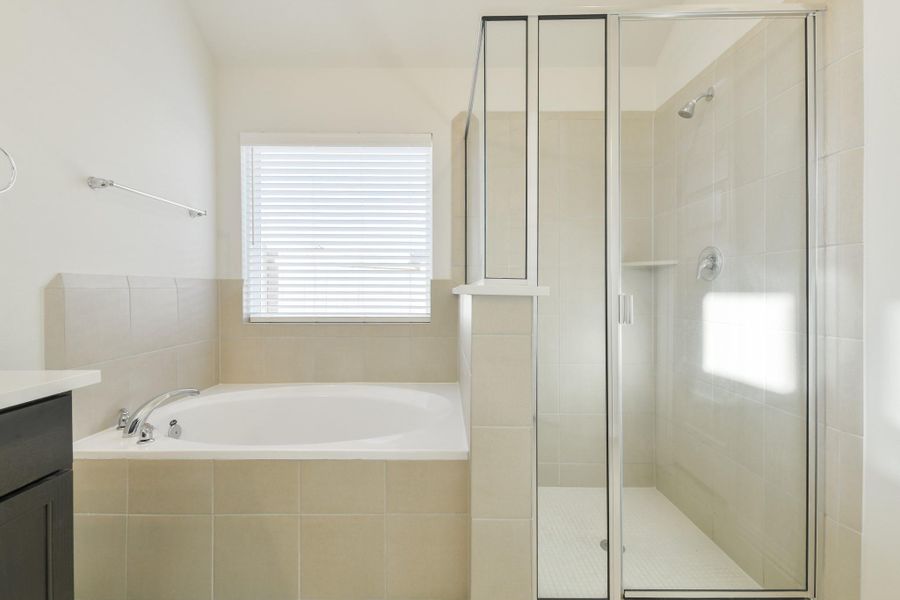 Furnished interior view inside a new home in Oakwood Estates, Waller (Image 22).