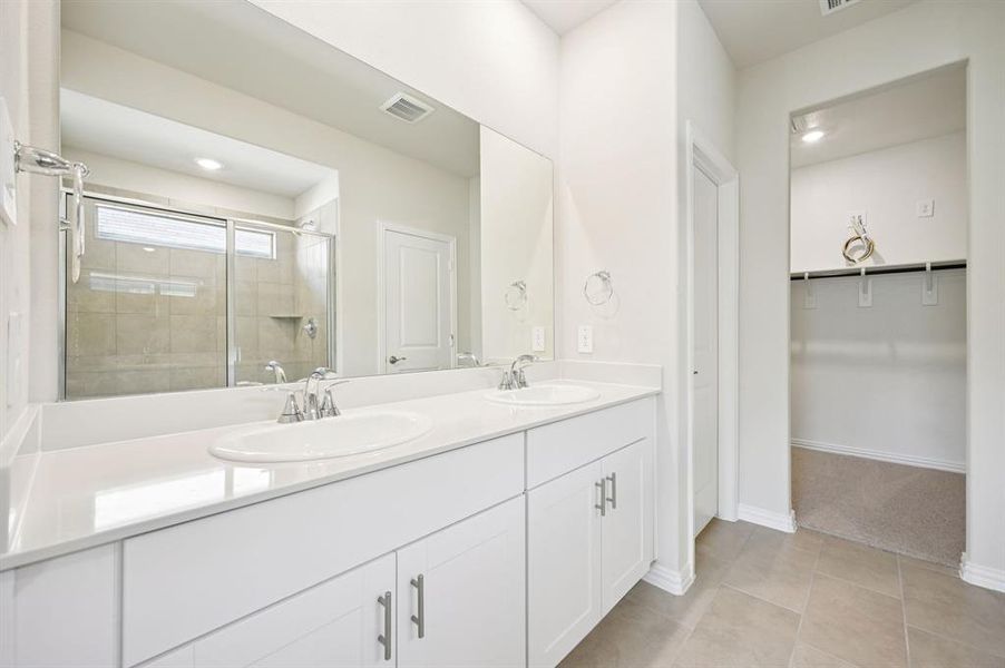 Photo is not of the actual home, but is an inspirational photo of builder’s model home and may depict options, furnishings, and/or decorator features that are not included. Photo is not of the actual home, but is an inspirational photo of builder’s model home and may depict options, furnishings, and/or decorator features that are not included.