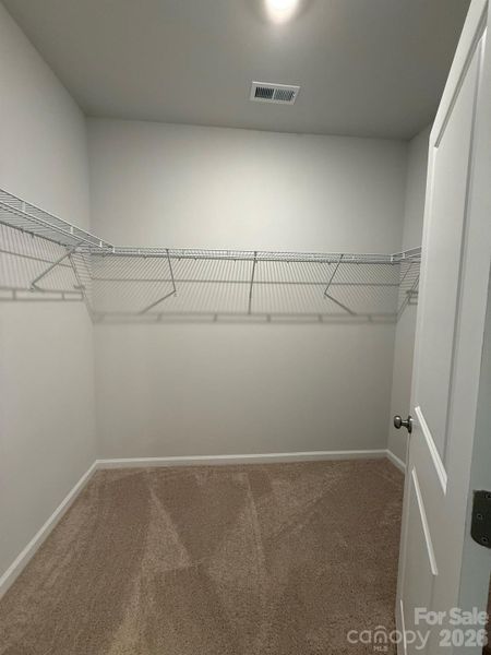 Spacious, unfurnished interior of a new home in Nichols Landing, Charlotte (Image 15).