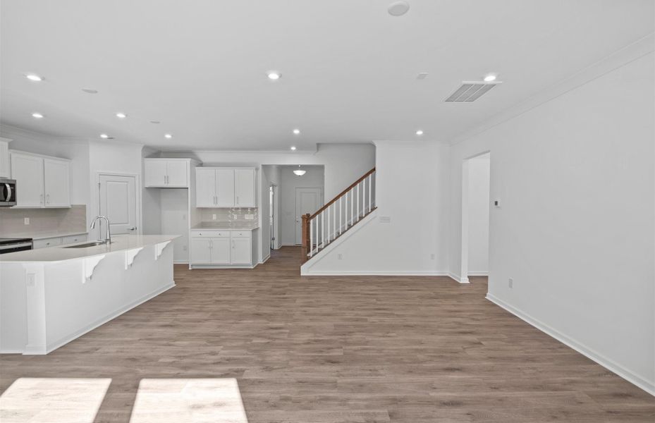 Spacious, unfurnished interior of a new home in Parkside Crossing, Charlotte (Image 49).
