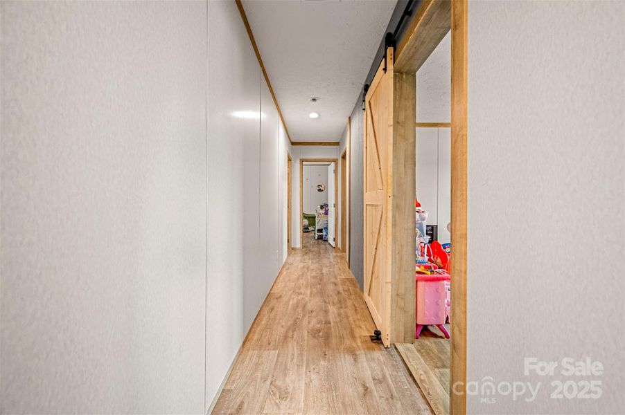 Spacious, unfurnished interior of a new home in , Mooresboro (Image 19).