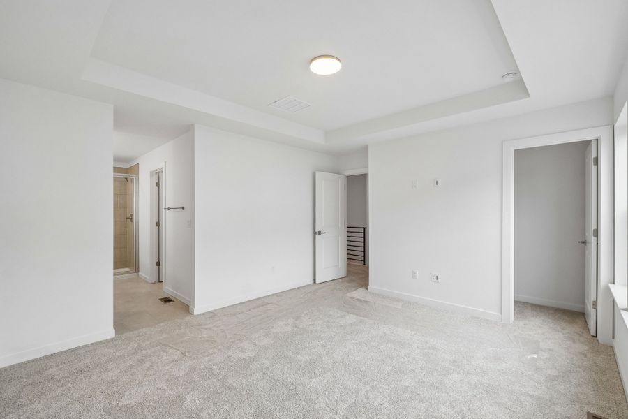 Spacious, unfurnished interior of a new home in Parkside at Victory Ridge, Colorado Springs (Image 28).