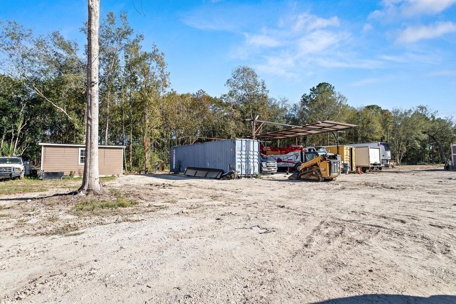 Image 27 of a home in .