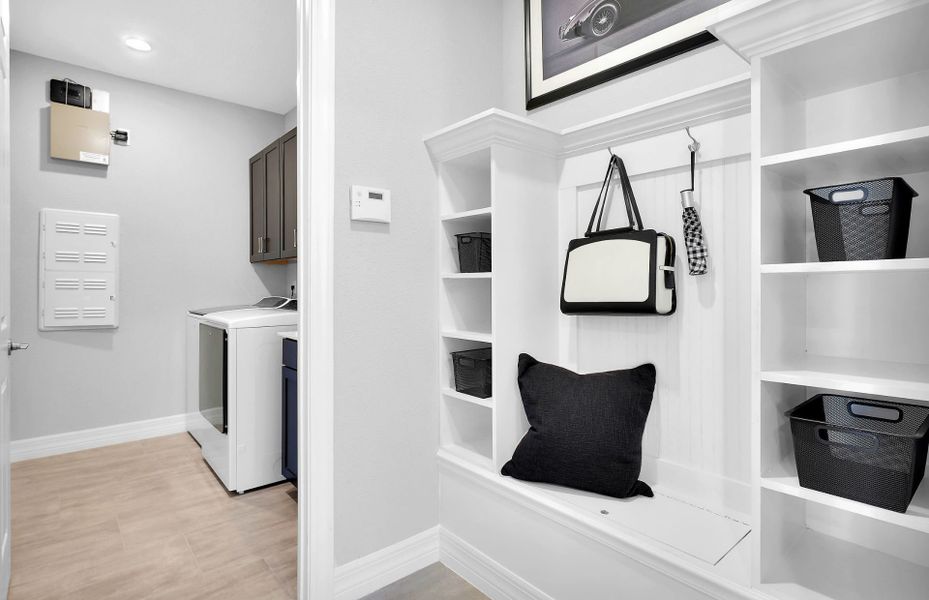 Palmary | Drop Zone Palmary | Drop Zone