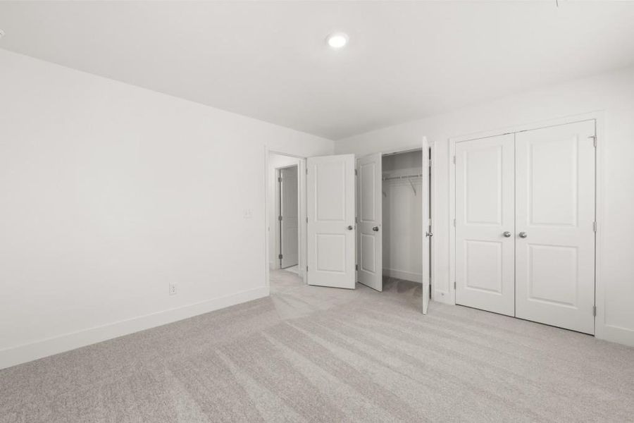 Spacious, unfurnished interior of a new home in The Court at Gainesville Township, Gainesville (Image 20).