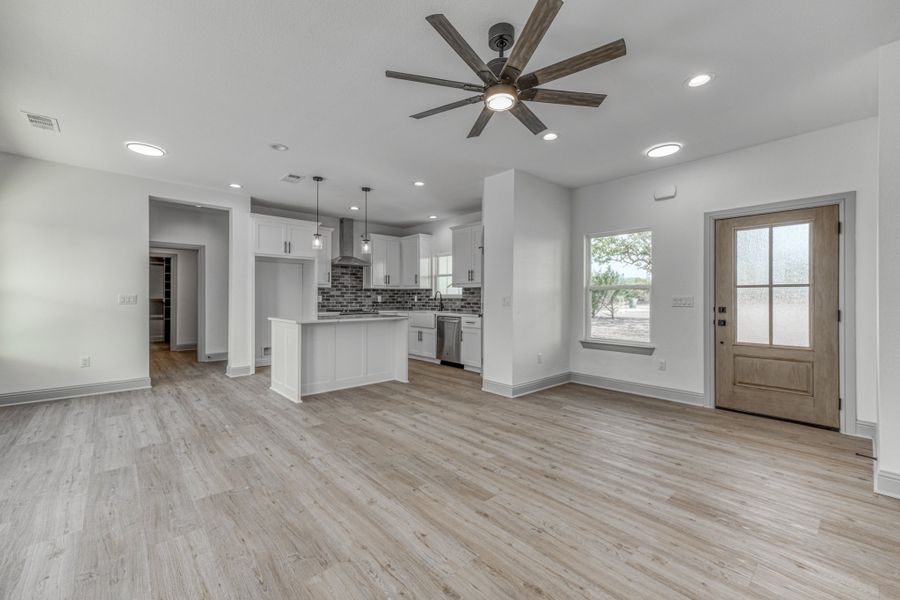 Representative unfurnished interior of a home built from the Lucas by Zeal Home Builders in Echo Grove, Poolville (Image 109).
