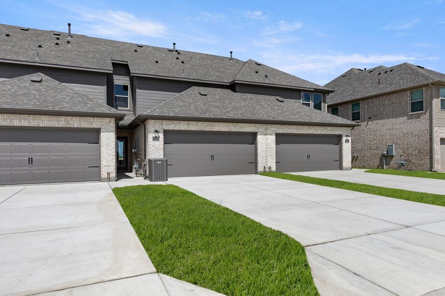 Front exterior of a new home in Creekshaw, Royse City, TX, highlighting curb appeal (Image 28).