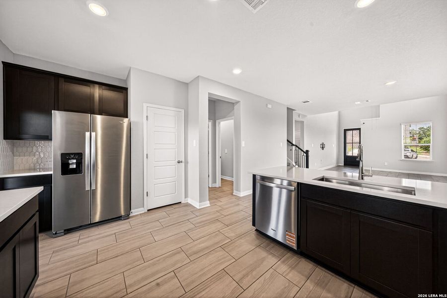 Furnished interior view inside a new home in Thomas Pond, San Antonio (Image 14).