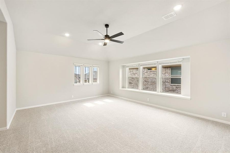 Spacious, unfurnished interior of a new home in Silo Mills, Joshua (Image 30).