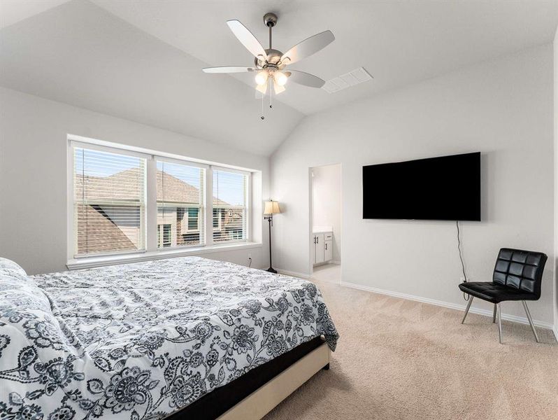 Furnished interior view inside a new home in Emerald Vista, Wylie (Image 13). Furnished interior view inside a new home in Emerald Vista, Wylie (Image 13).