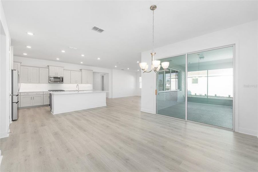 Spacious, unfurnished interior of a new home in , Ocala (Image 38).