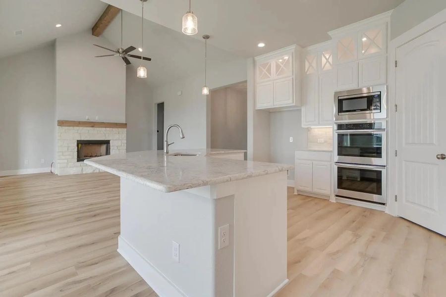 Representative furnished interior of a home built from the The Finley by Elmwood Custom Homes in Byrum Ranch, Maypearl (Image 50).