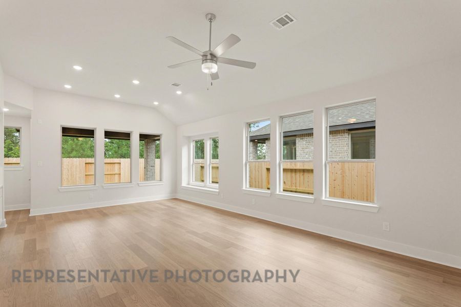 Spacious, unfurnished interior of a new home in Evergreen, Conroe (Image 24). Spacious, unfurnished interior of a new home in Evergreen, Conroe (Image 24).