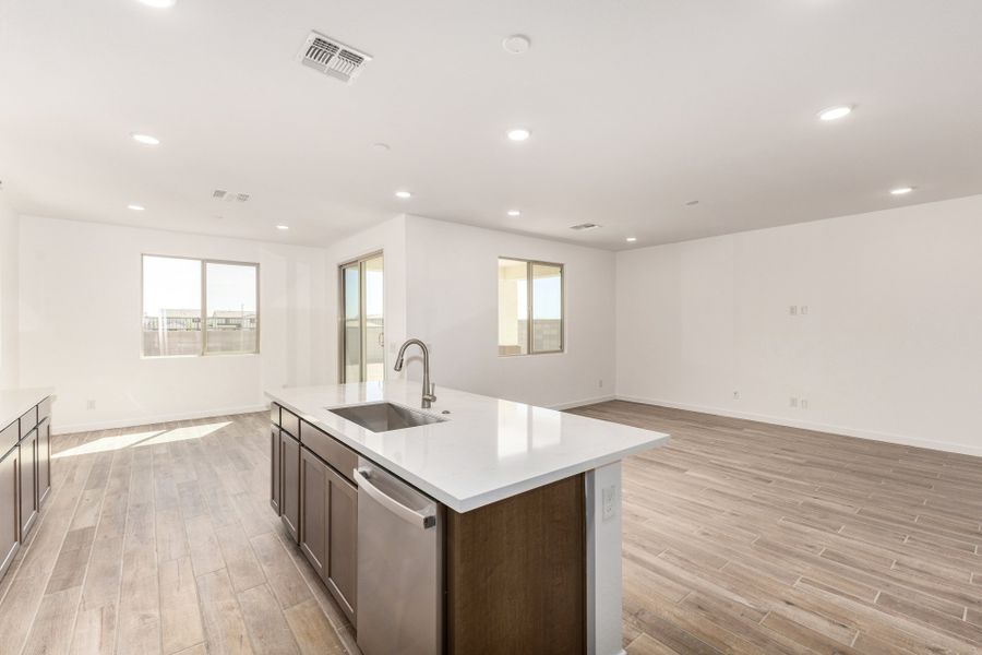 Furnished interior view inside a new home in Citrus Park, Goodyear (Image 4).