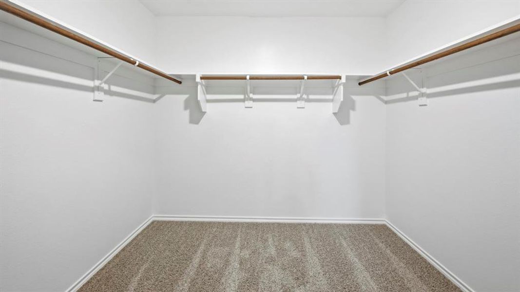 Spacious, unfurnished interior of a new home in Sweetwater Springs, Sherman (Image 26).