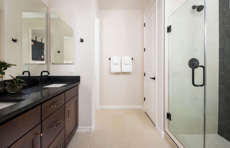 Furnished interior view inside a new home in Wolf Creek Run West, Strasburg (Image 6).