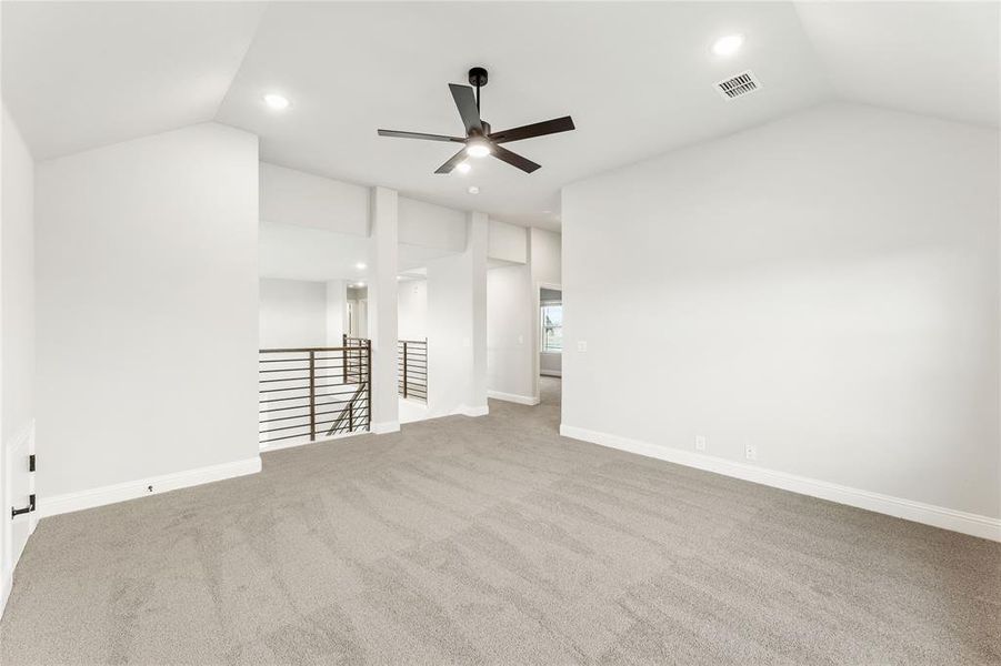 Spacious, unfurnished interior of a new home in Somerset Classic 70s & 80s, Mansfield (Image 33).