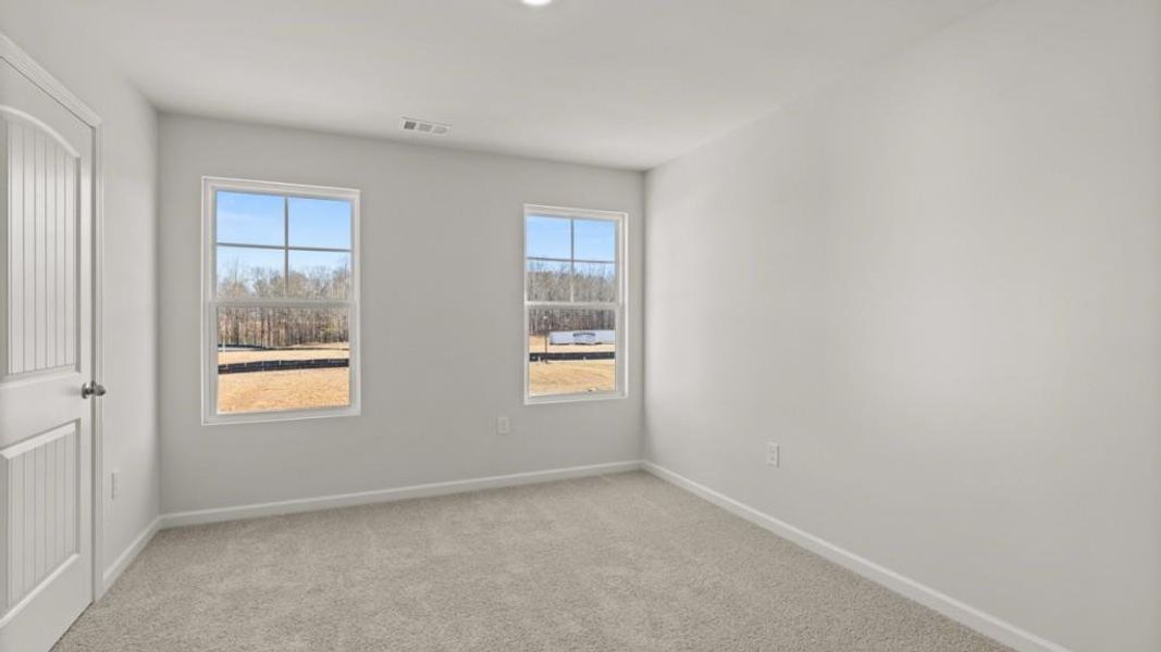 Spacious, unfurnished interior of a new home in Braselton Village, Braselton (Image 21).
