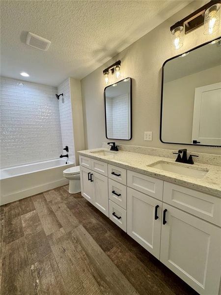 Furnished interior view inside a new home in , Dunnellon (Image 16). Furnished interior view inside a new home in , Dunnellon (Image 16).