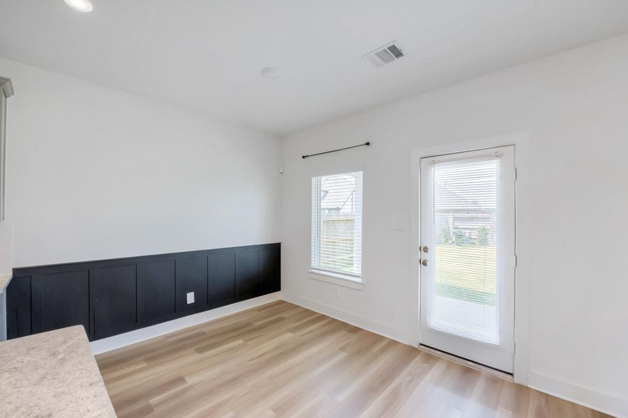 Spacious, unfurnished interior of a new home in Sorella, Tomball (Image 27). Spacious, unfurnished interior of a new home in Sorella, Tomball (Image 27).