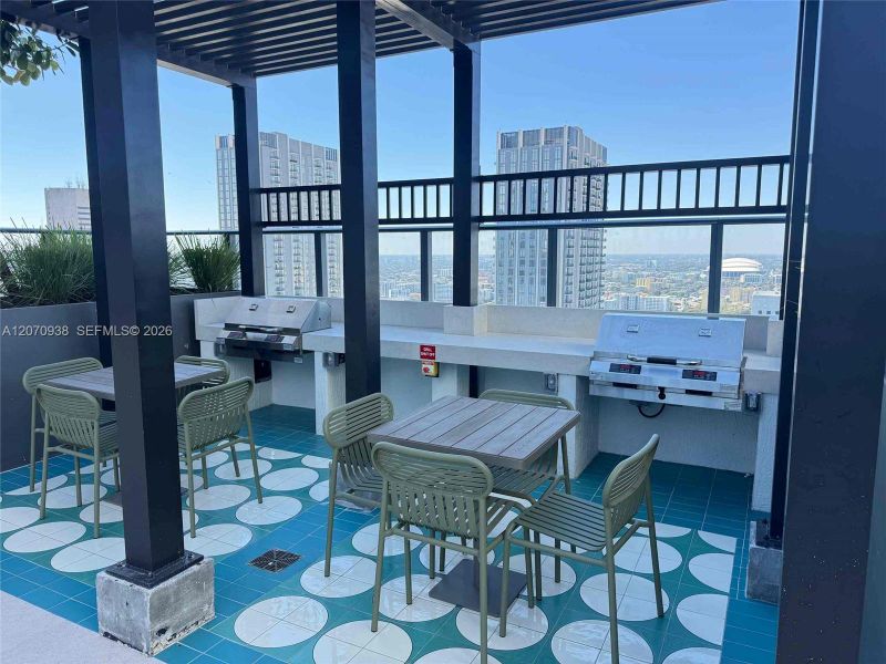 Community amenities in , Miami (Image 43).
