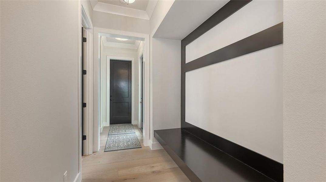 Spacious, unfurnished interior of a new home in , Longboat Key (Image 62).