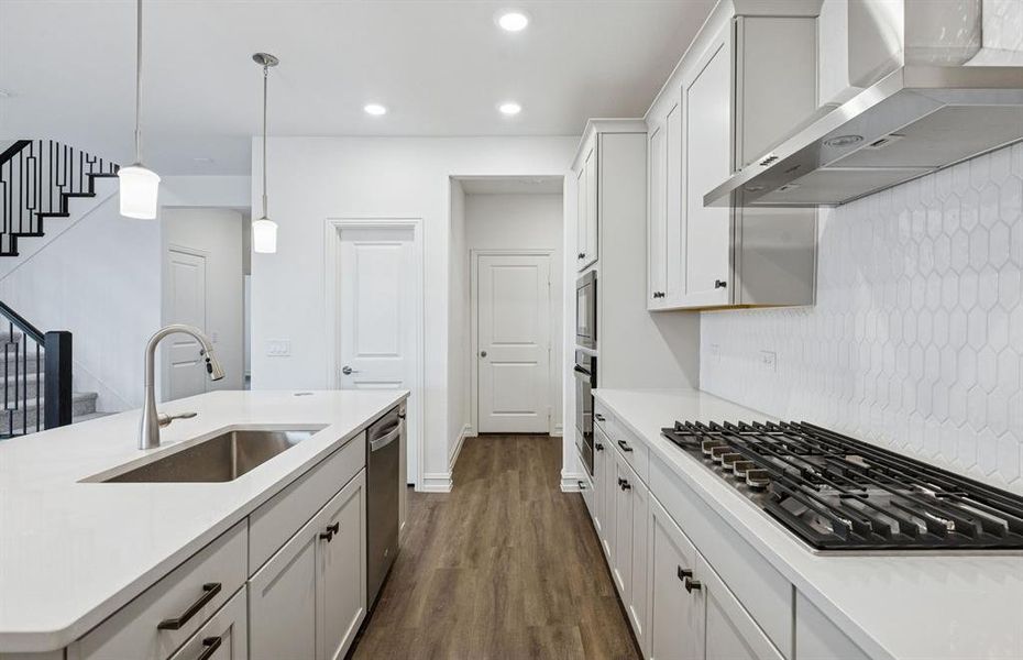 Built-in stainless steel appliances