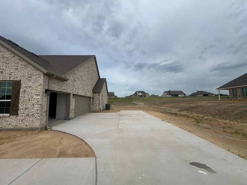 Image 17 of a home in Creekview Addition. Image 17 of a home in Creekview Addition.