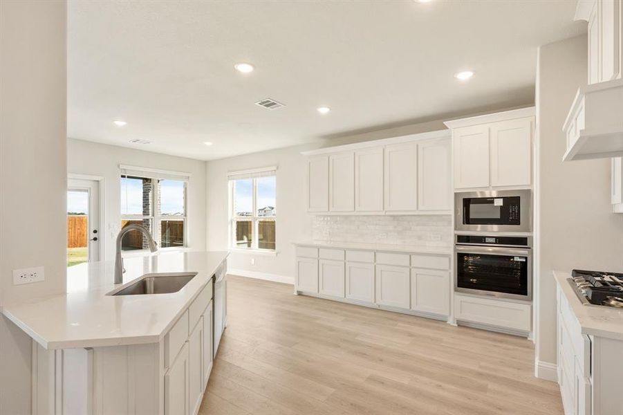Furnished interior view inside a new home in Meadow Vista 60-65, Anna (Image 16). Furnished interior view inside a new home in Meadow Vista 60-65, Anna (Image 16).