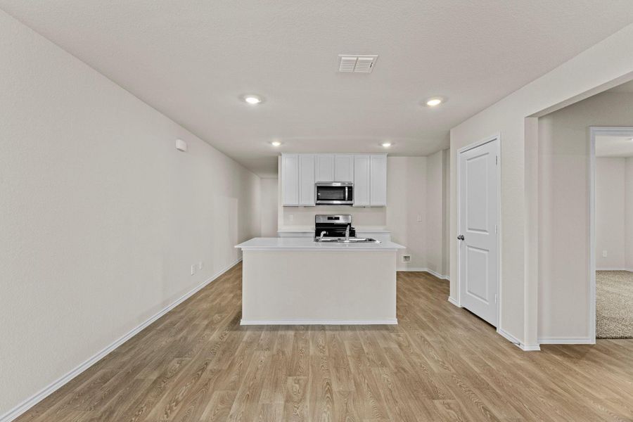 Furnished interior view inside a new home in Sunset Oaks, Maxwell (Image 10). Furnished interior view inside a new home in Sunset Oaks, Maxwell (Image 10).