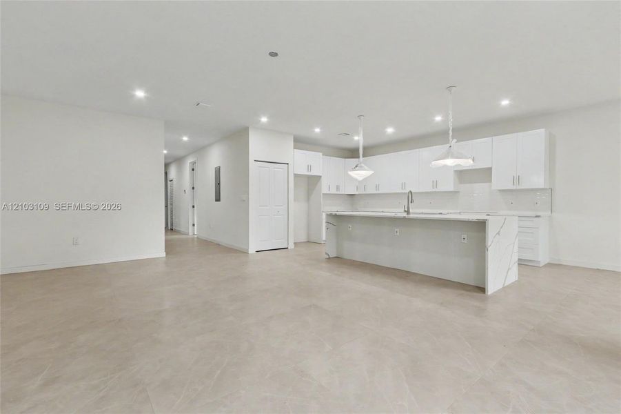 Spacious, unfurnished interior of a new home in , Oakland Park (Image 25). Spacious, unfurnished interior of a new home in , Oakland Park (Image 25).