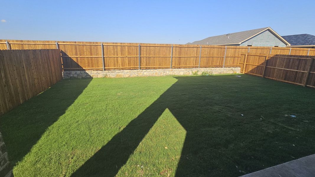 Representative exterior details of a home built from the NICOLE by D.R. Horton in Northspur, Forney (Image 4). Representative exterior details of a home built from the NICOLE by D.R. Horton in Northspur, Forney (Image 4).