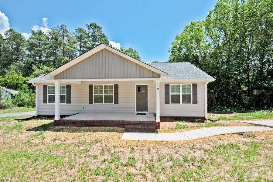 Image 33 of a home in .