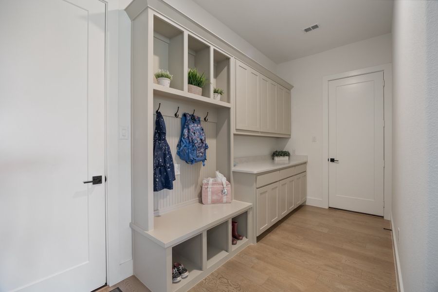 Representative furnished interior of a home built from the Blackburn by Windsor Homes in Ridge Pointe Estates, McLendon-Chisholm (Image 35).