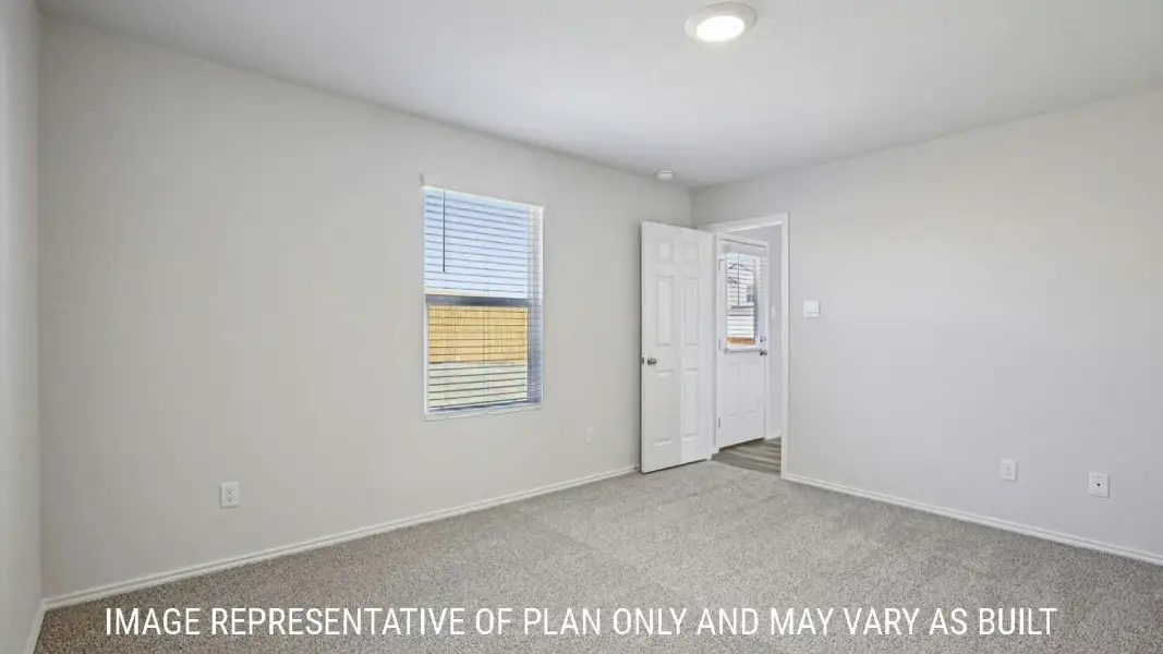 Spacious, unfurnished interior of a new home in Reynolds Crossing, Killeen (Image 18).