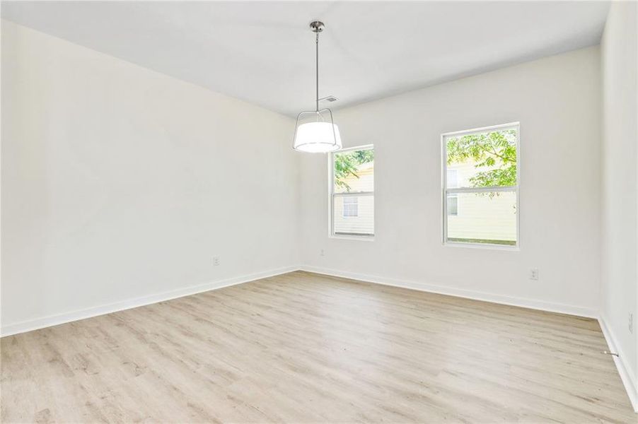 Spacious, unfurnished interior of a new home in , Cedartown (Image 20).