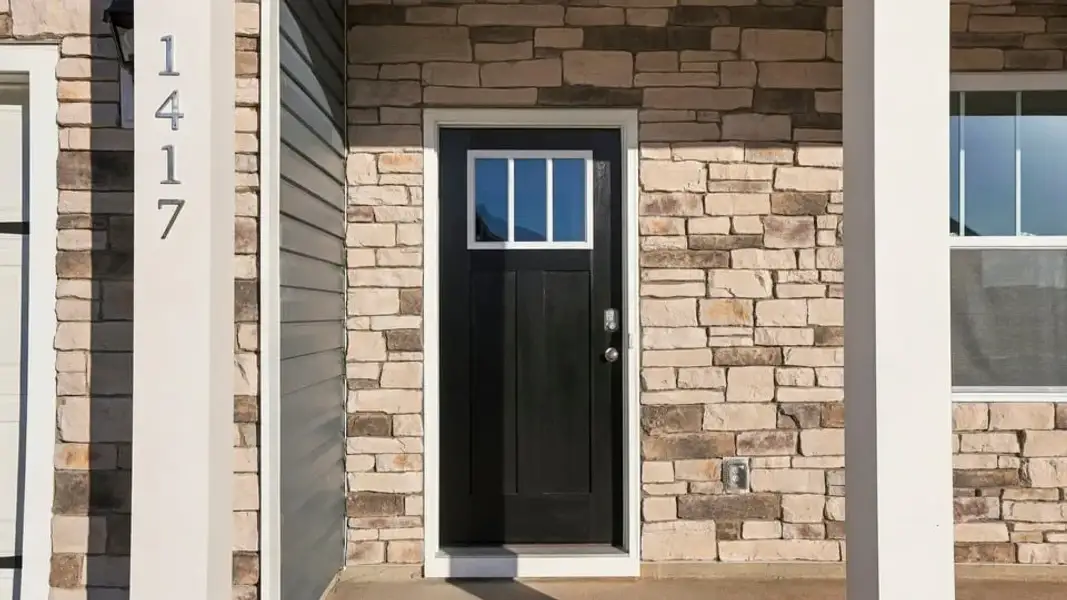 Exterior details and patio area of a home in Woodglen, Piedmont (Image 3).