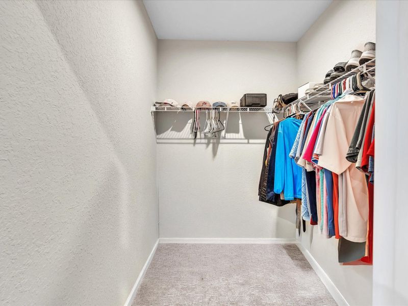 Spacious, unfurnished interior of a new home in , Belle Glade (Image 24).