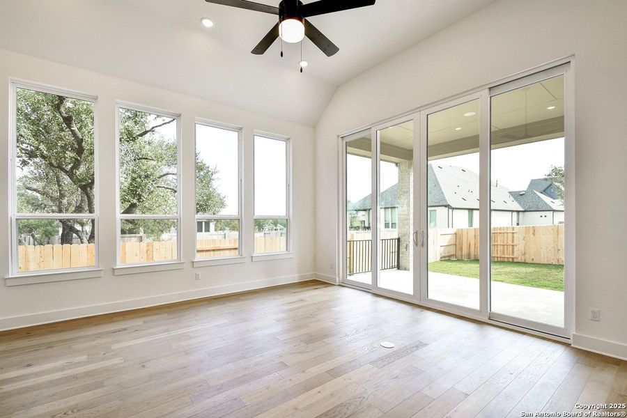 Spacious, unfurnished interior of a new home in La Cima: 70ft. lots, San Marcos (Image 14). Spacious, unfurnished interior of a new home in La Cima: 70ft. lots, San Marcos (Image 14).