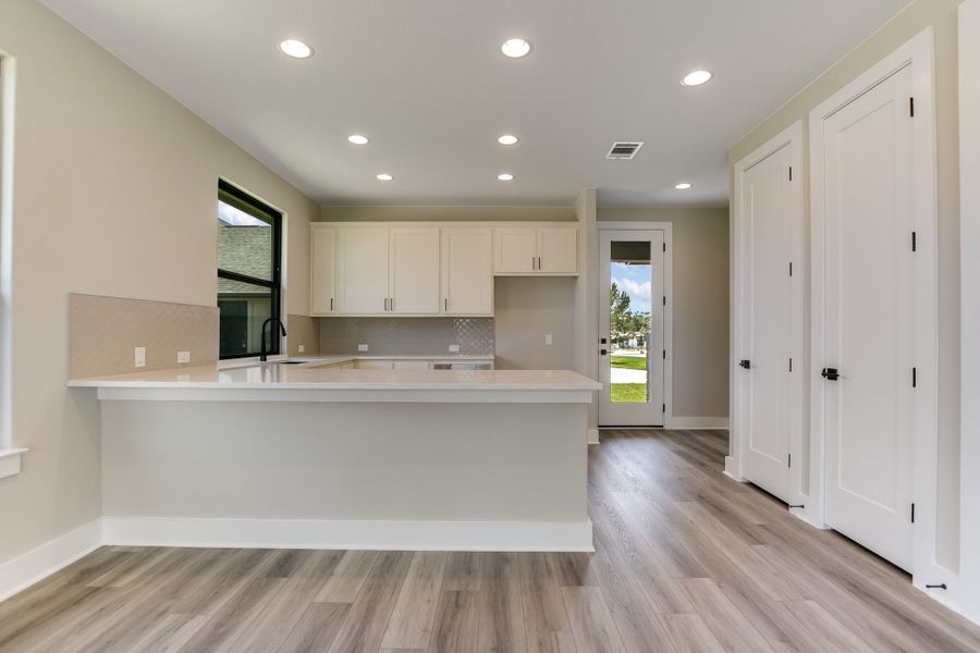 Representative furnished interior of a home built from the Casita by Giddens Homes in Burnet Hilltop Estates, Cedar Park (Image 52).