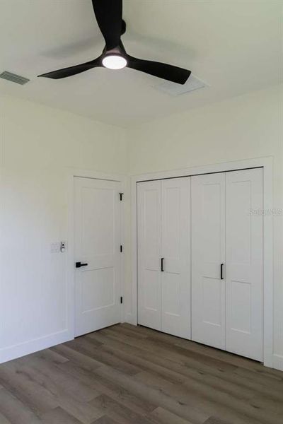 Spacious, unfurnished interior of a new home in , North Port (Image 36).
