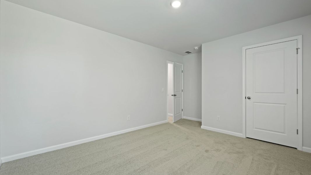 Representative unfurnished interior of a home built from the ELLE by D.R. Horton in Ferry Grove, Lexington (Image 26). Representative unfurnished interior of a home built from the ELLE by D.R. Horton in Ferry Grove, Lexington (Image 26).