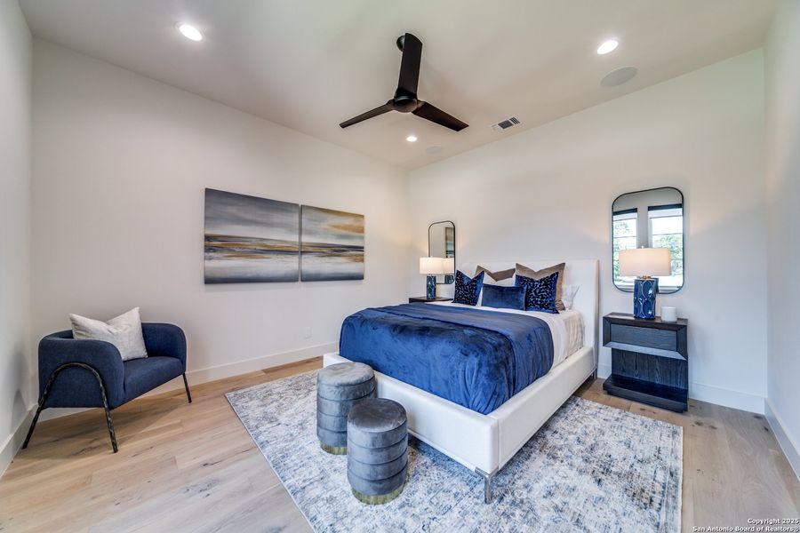 Furnished interior view inside a new home in , Boerne (Image 27). Furnished interior view inside a new home in , Boerne (Image 27).