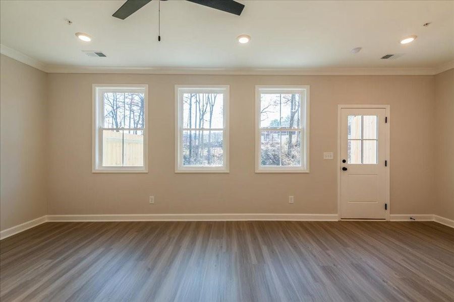 Spacious, unfurnished interior of a new home in River Walk Place, Lawrenceville (Image 13).