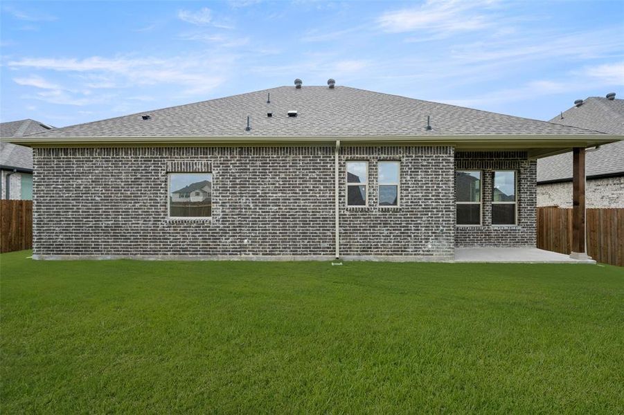 Front exterior of a new home in Sheppard's Place, Waxahachie, TX, highlighting curb appeal (Image 19). Front exterior of a new home in Sheppard's Place, Waxahachie, TX, highlighting curb appeal (Image 19).