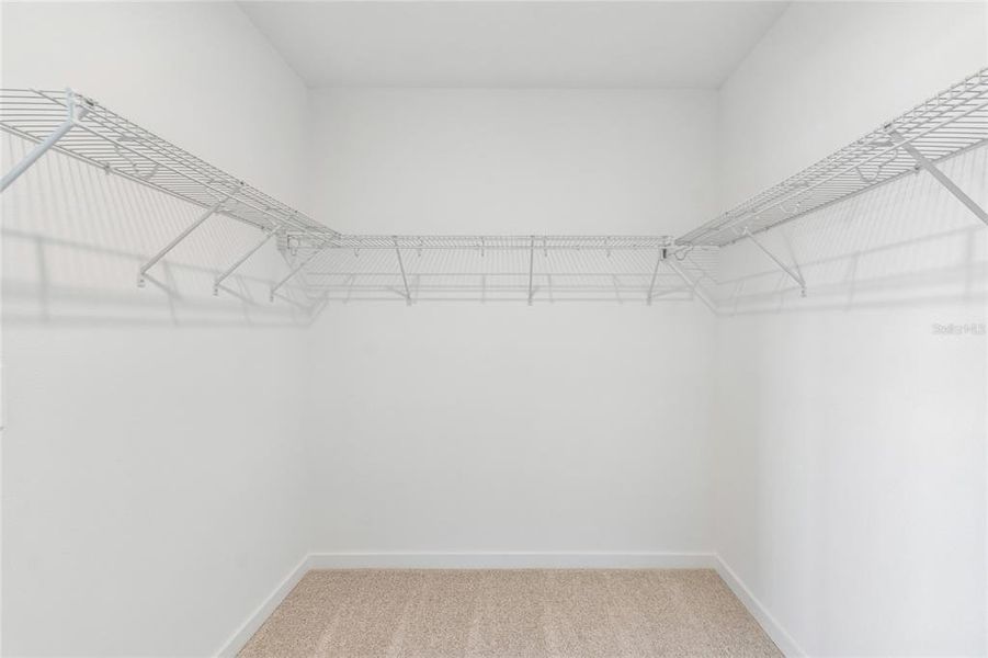 Spacious, unfurnished interior of a new home in Aspire at Canter Creek, Davenport (Image 25).