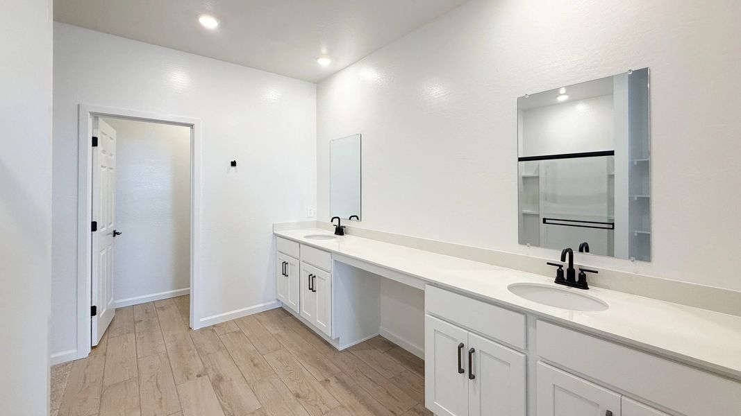 Primary bath