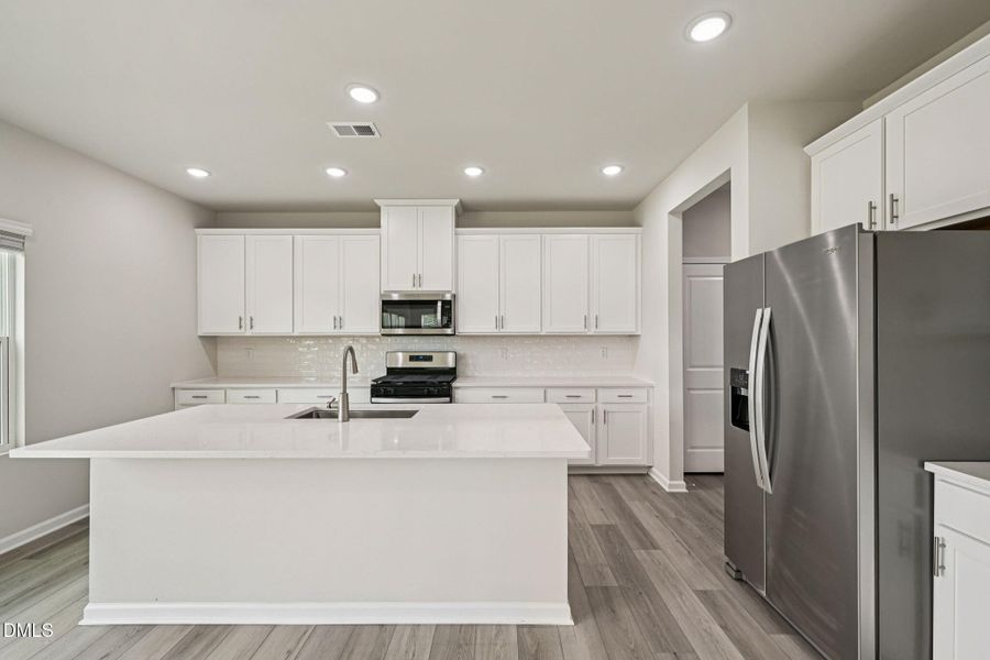 13-web-or-mls-Raleigh- Taylorsville-1216