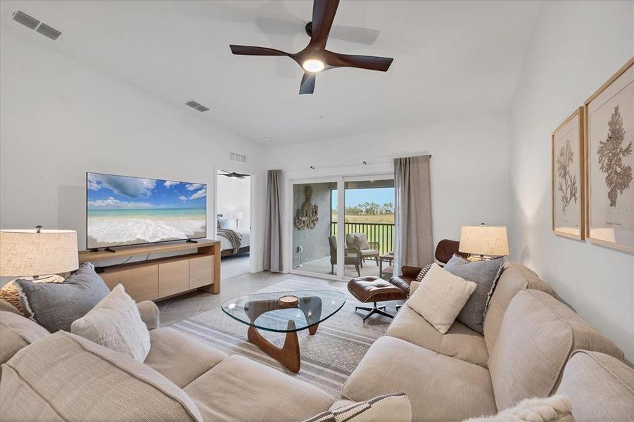 Furnished interior view inside a new home in , Venice (Image 15).