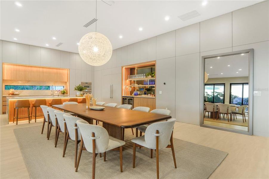 Furnished interior view inside a new home in , Windermere (Image 32).